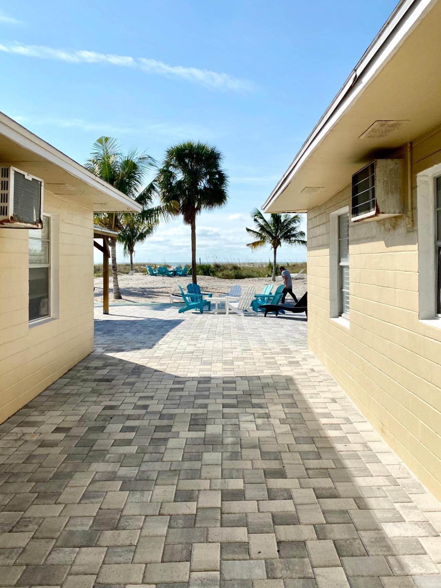 סיינט פיט ביץ' The Molloy - Treasure Island Suites & Cottages חדר תמונה