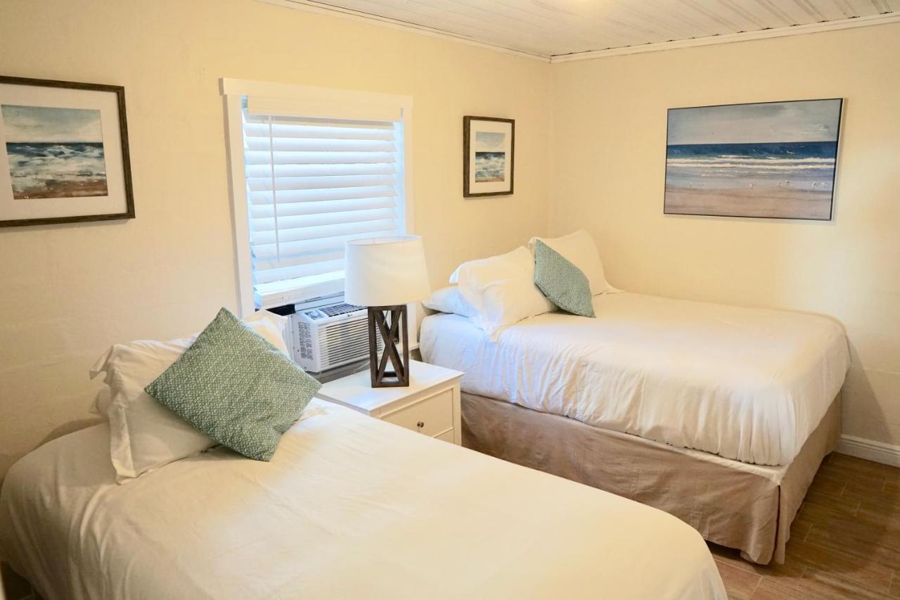 סיינט פיט ביץ' The Molloy - Treasure Island Suites & Cottages מראה חיצוני תמונה