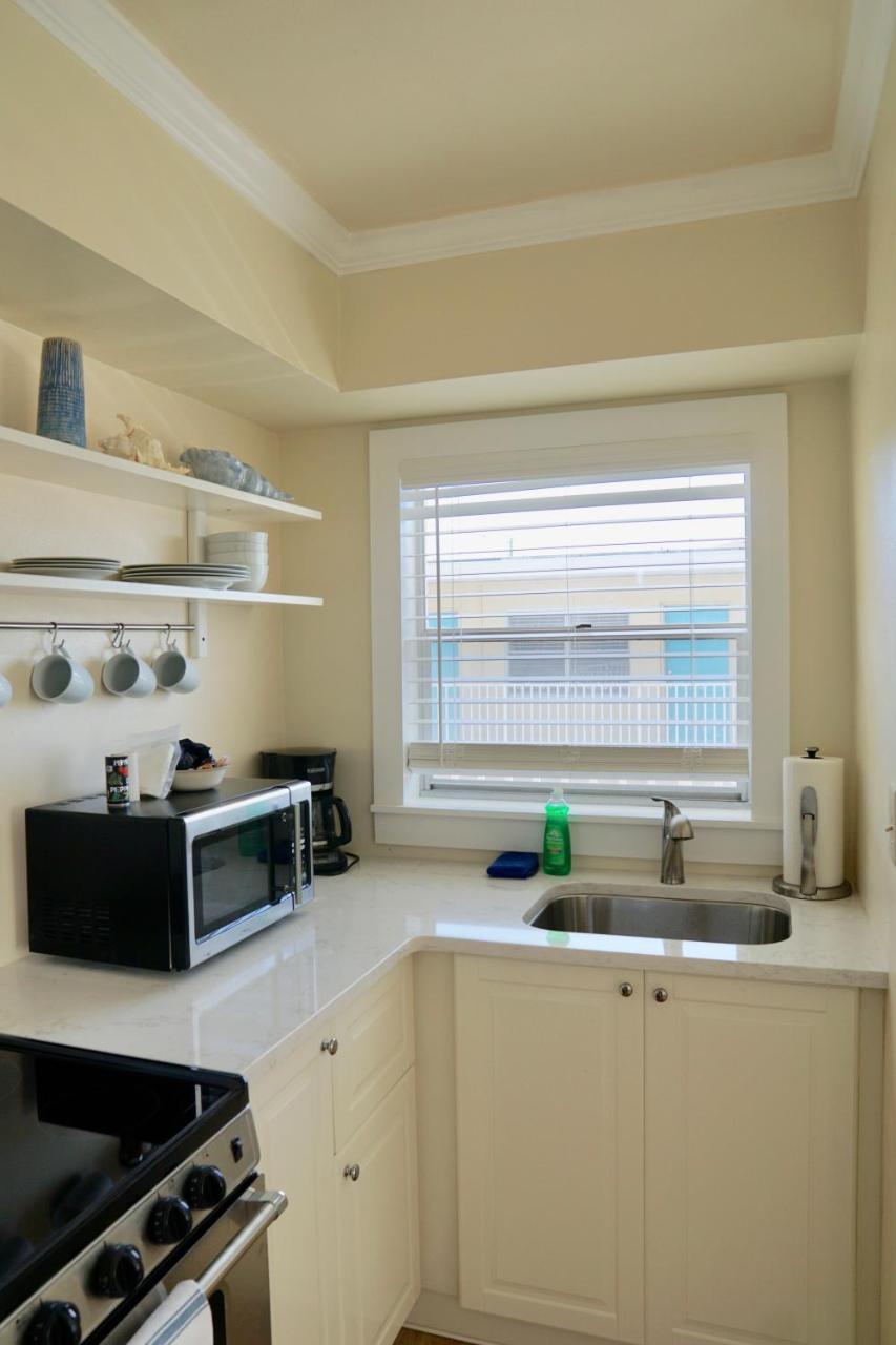 סיינט פיט ביץ' The Molloy - Treasure Island Suites & Cottages מראה חיצוני תמונה