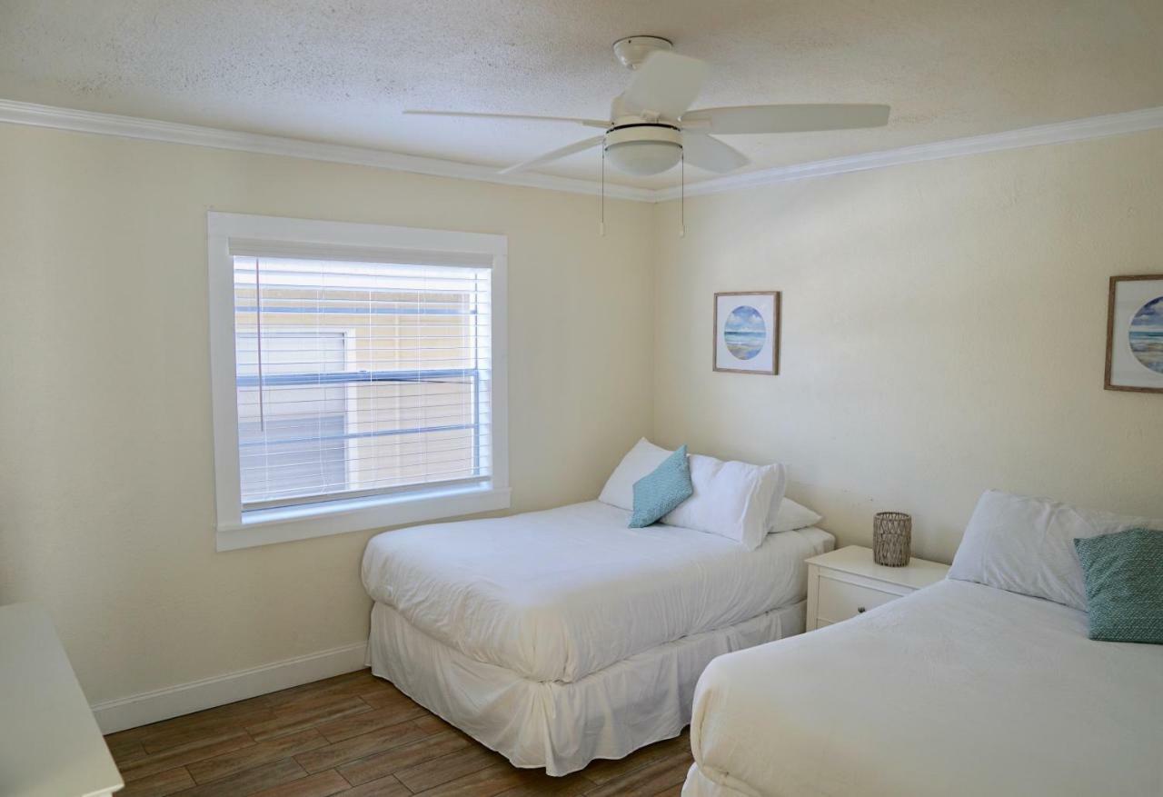 סיינט פיט ביץ' The Molloy - Treasure Island Suites & Cottages מראה חיצוני תמונה